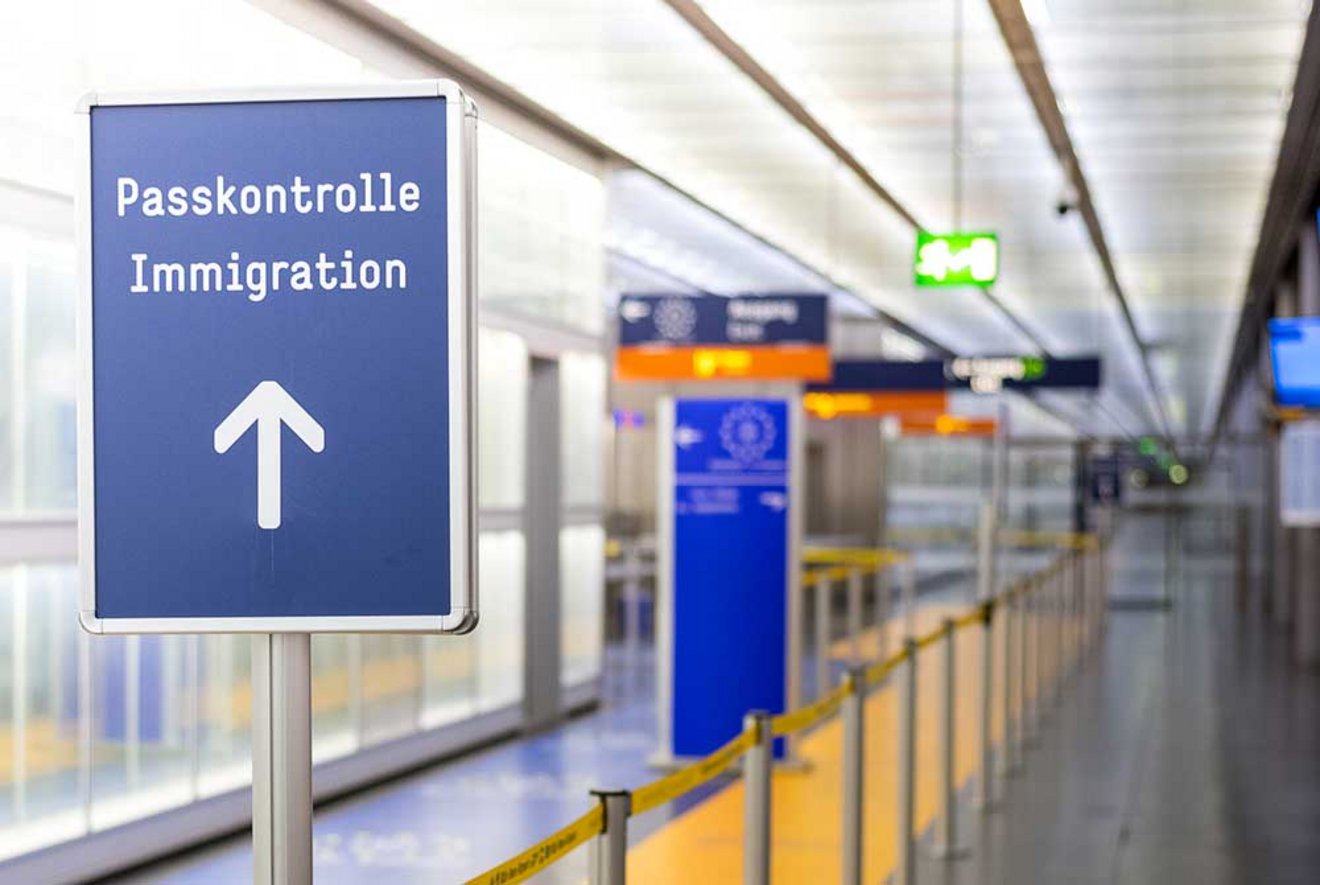 Application of the Viaguide signage system at the airport